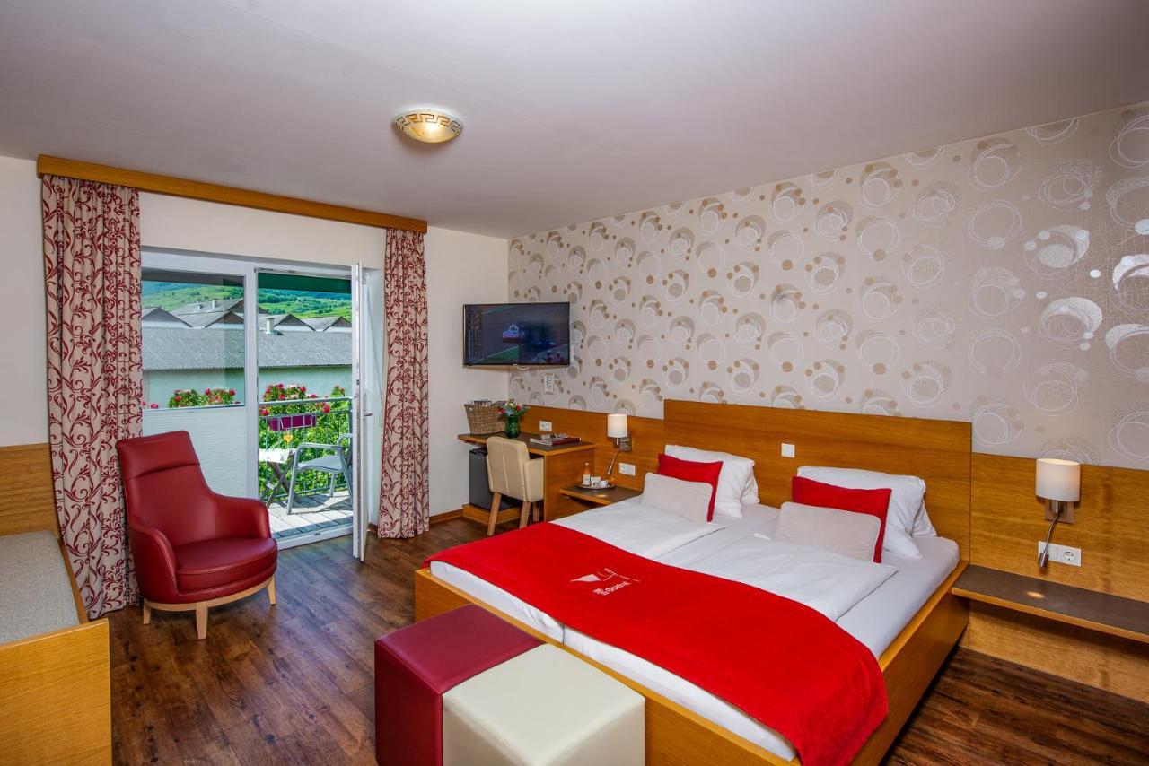Hotel Garni Weinquadrat Weissenkirchen in der Wachau Luaran gambar