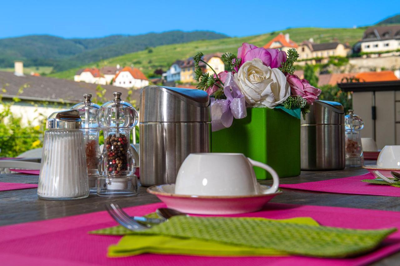 Hotel Garni Weinquadrat Weissenkirchen in der Wachau Luaran gambar