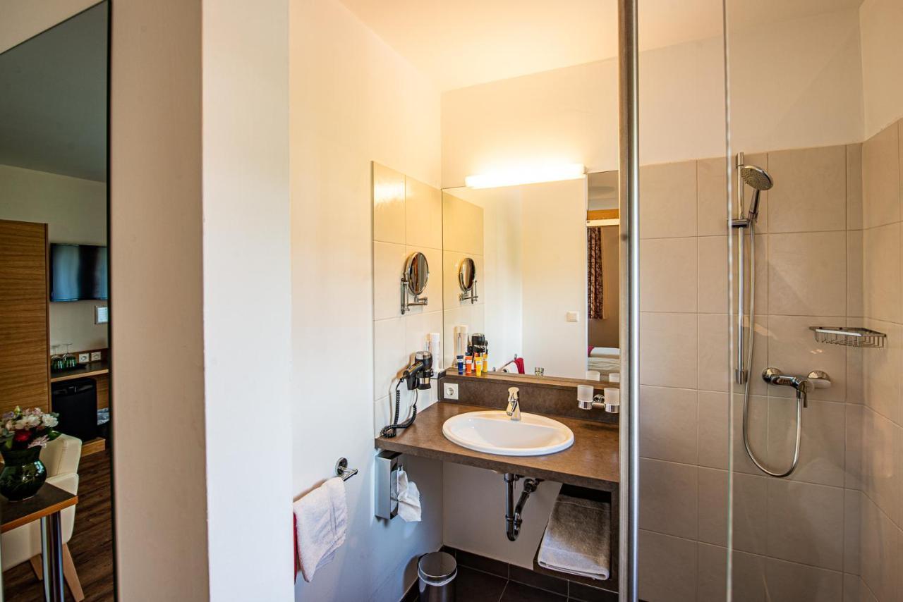 Hotel Garni Weinquadrat Weissenkirchen in der Wachau Luaran gambar