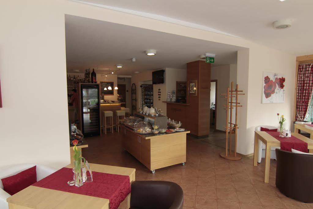 Hotel Garni Weinquadrat Weissenkirchen in der Wachau Luaran gambar
